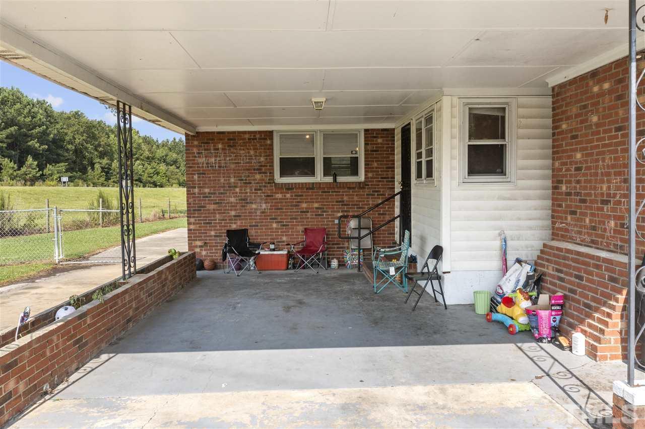 103 Barbour Road Smithfield, NC 27577 - Photo 11 of 25 Gallery Image 11