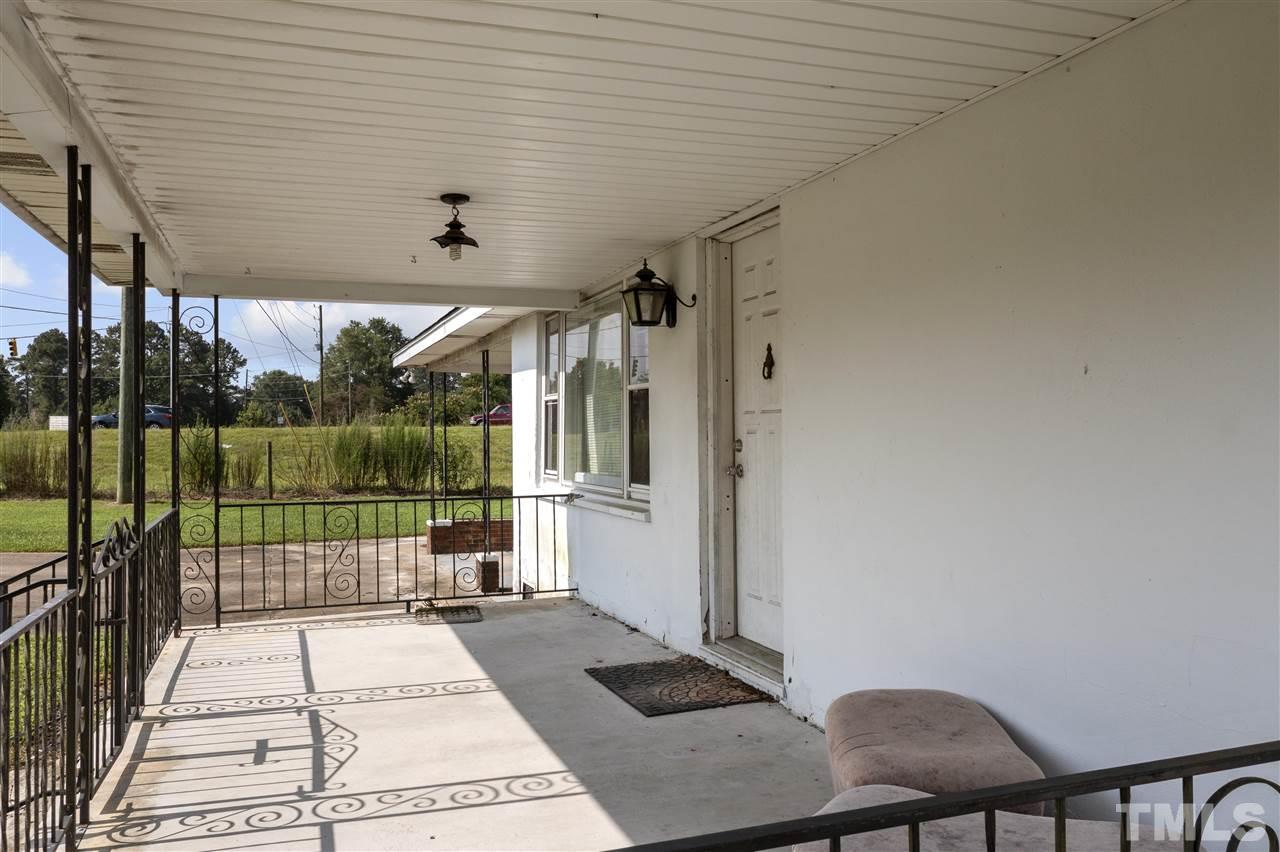 103 Barbour Road Smithfield, NC 27577 - Photo 12 of 25 Gallery Image 12