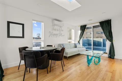 $2,499,000 | 88 Highland Avenue, Cambridge, MA 02139
