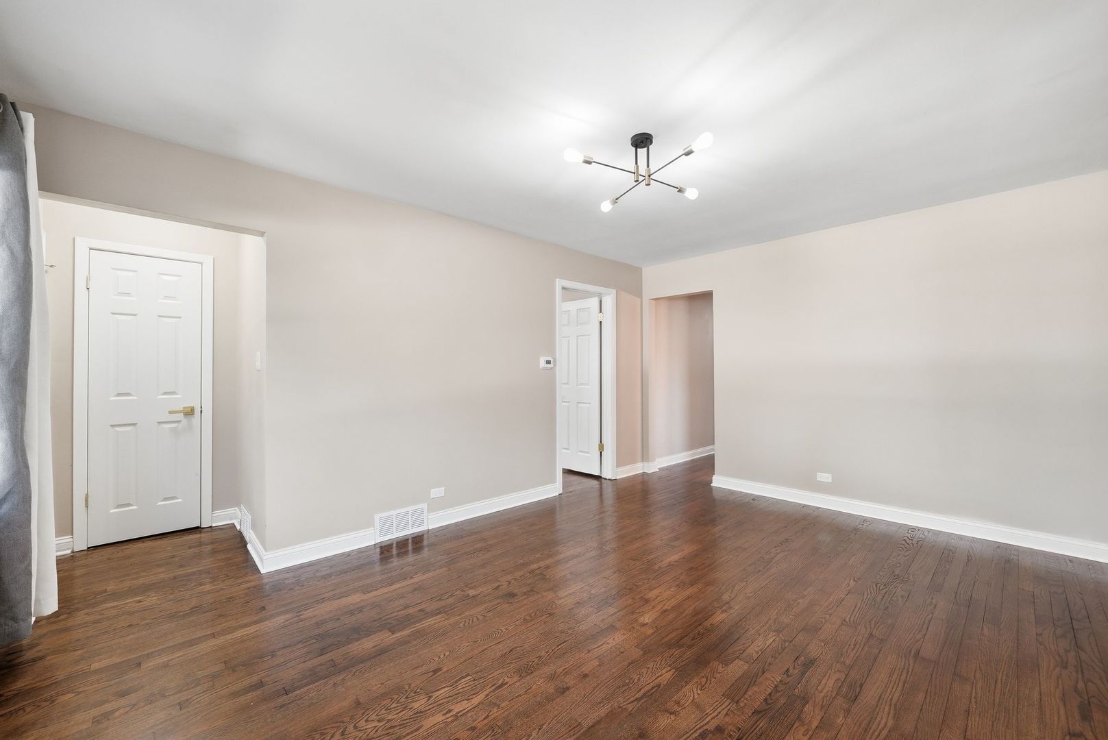 532 Clayton Road Hillside, IL 60162 - Photo 9 of 36