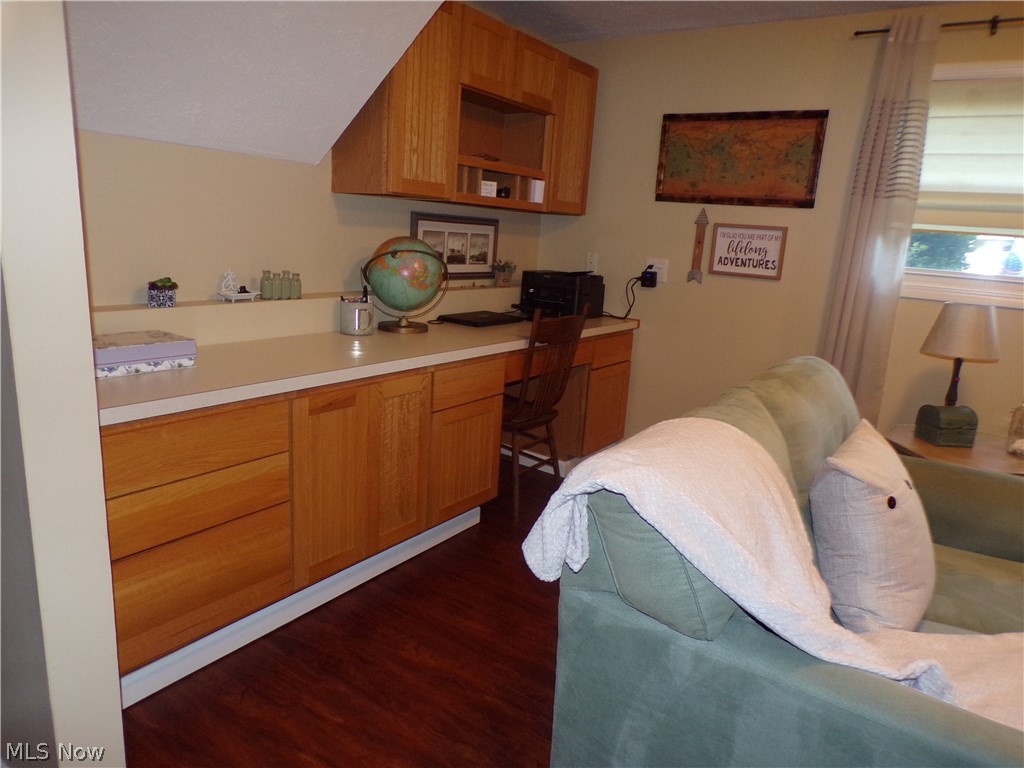 6064 Collins Road Mentor, OH 44060 - Photo 28 of 29 Gallery Image 28