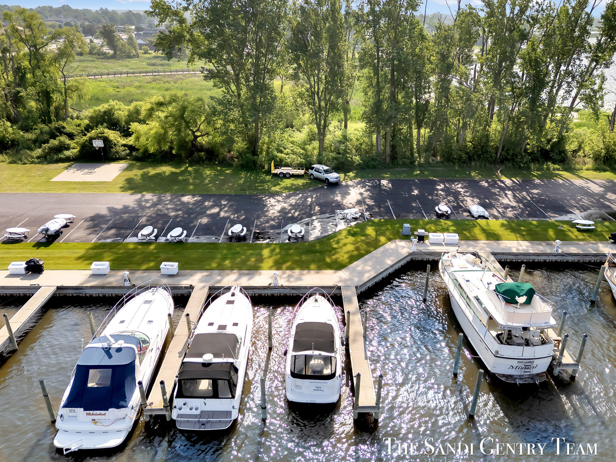 910 West Savidge Street, Unit 39 Spring Lake, MI 49456 - Photo 5 of 17 DJI_20260630095935_0296_D