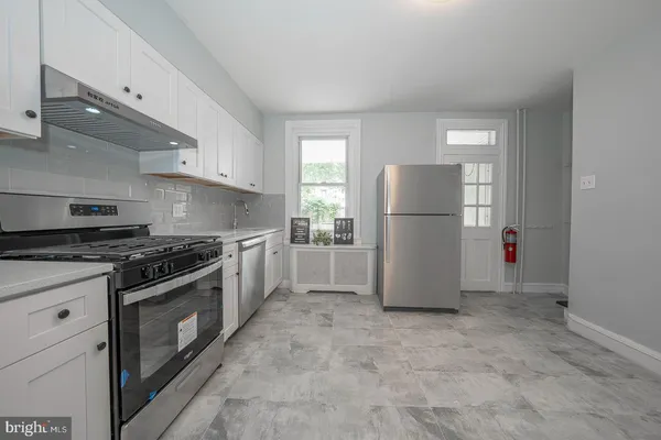 $3,100 | 201 Dupont Street, Philadelphia, PA 19127