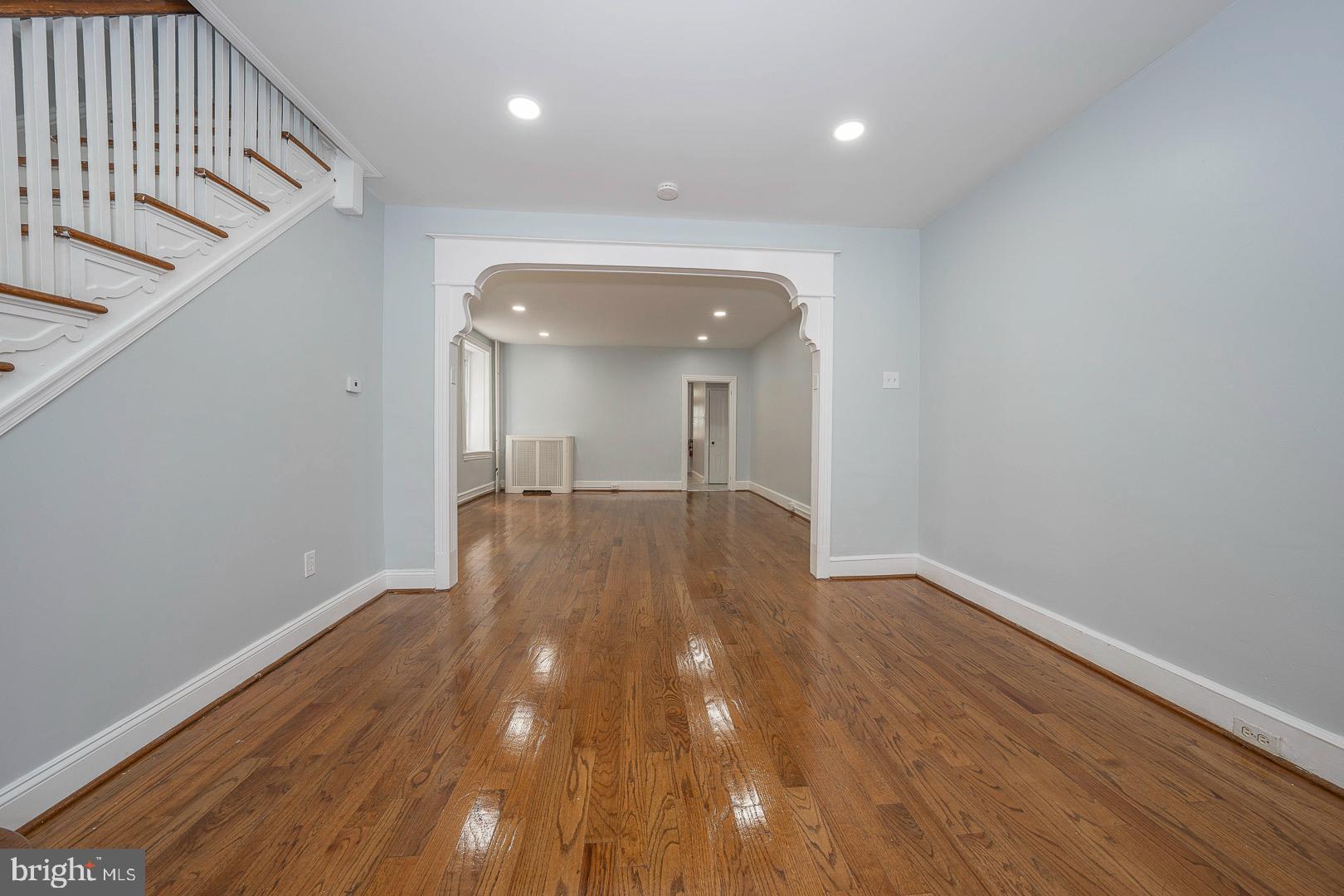 201 Dupont Street Philadelphia, PA 19127 - Photo 3 of 60 Living Room