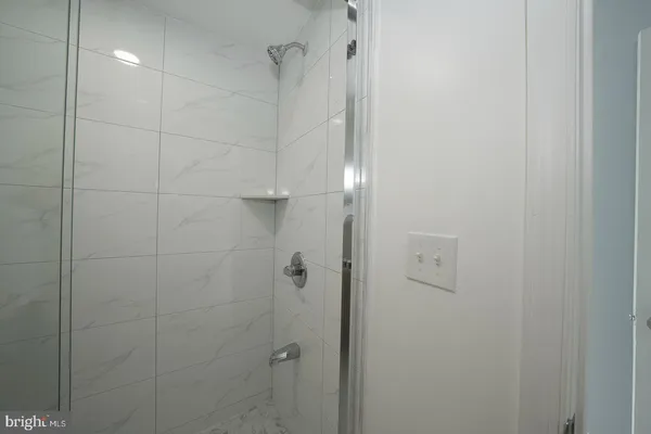 $3,100 | 201 Dupont Street, Philadelphia, PA 19127