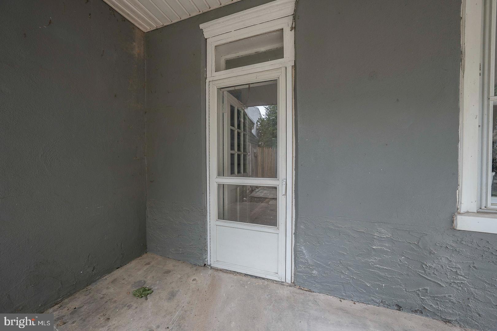 201 Dupont Street Philadelphia, PA 19127 - Photo 52 of 60 Door from kitchen to back patio