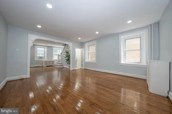 $3,100 | 201 Dupont Street, Philadelphia, PA 19127