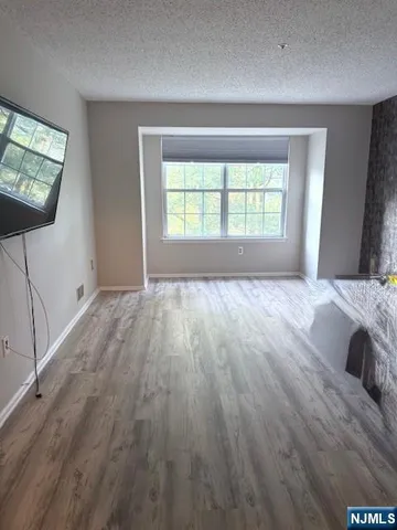 $4,200 | 1337 Paddington Road, Unit 1337, Mahwah, NJ 07430