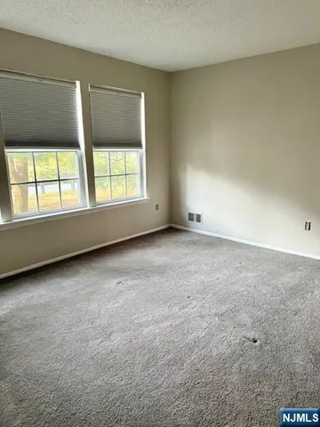 $4,200 | 1337 Paddington Road, Unit 1337, Mahwah, NJ 07430