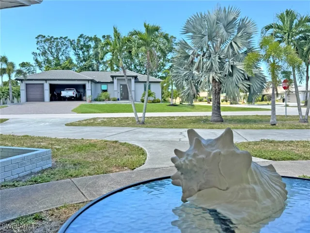 $359,000 | 5201 Pocatella Court, Cape Coral, FL 33904