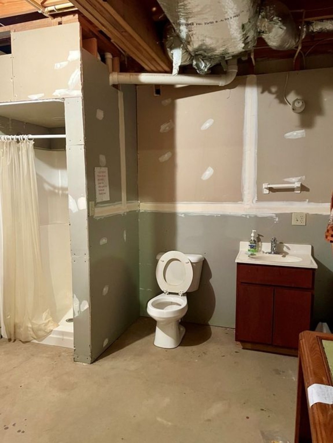 95 Ratteree Road Buchanan, TN 38222 - Photo 36 of 40 a bathroom with a sink and a toilet