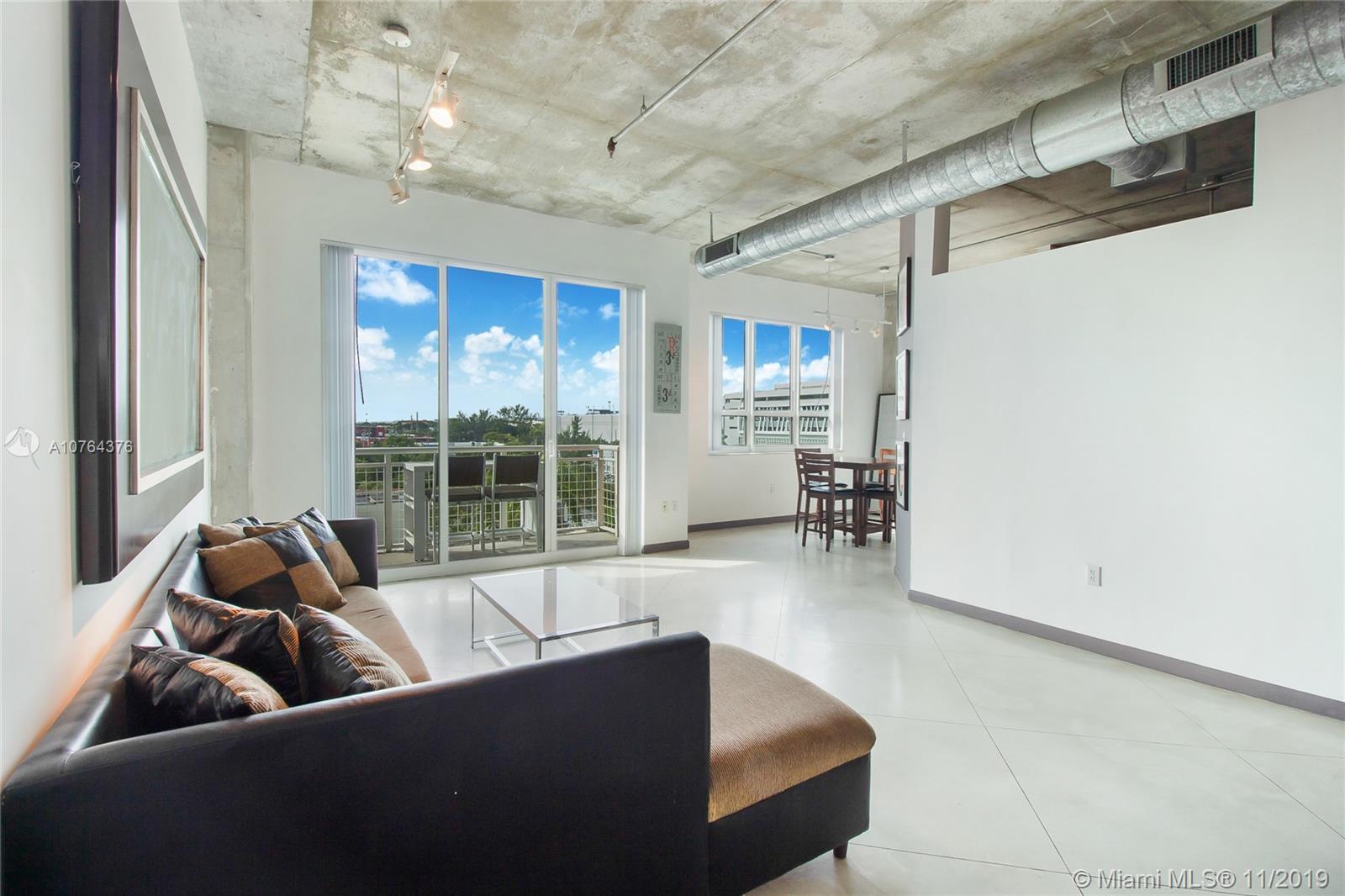 2001 Biscayne Boulevard, Unit 3510 Miami, FL 33137 - Photo 6 of 18