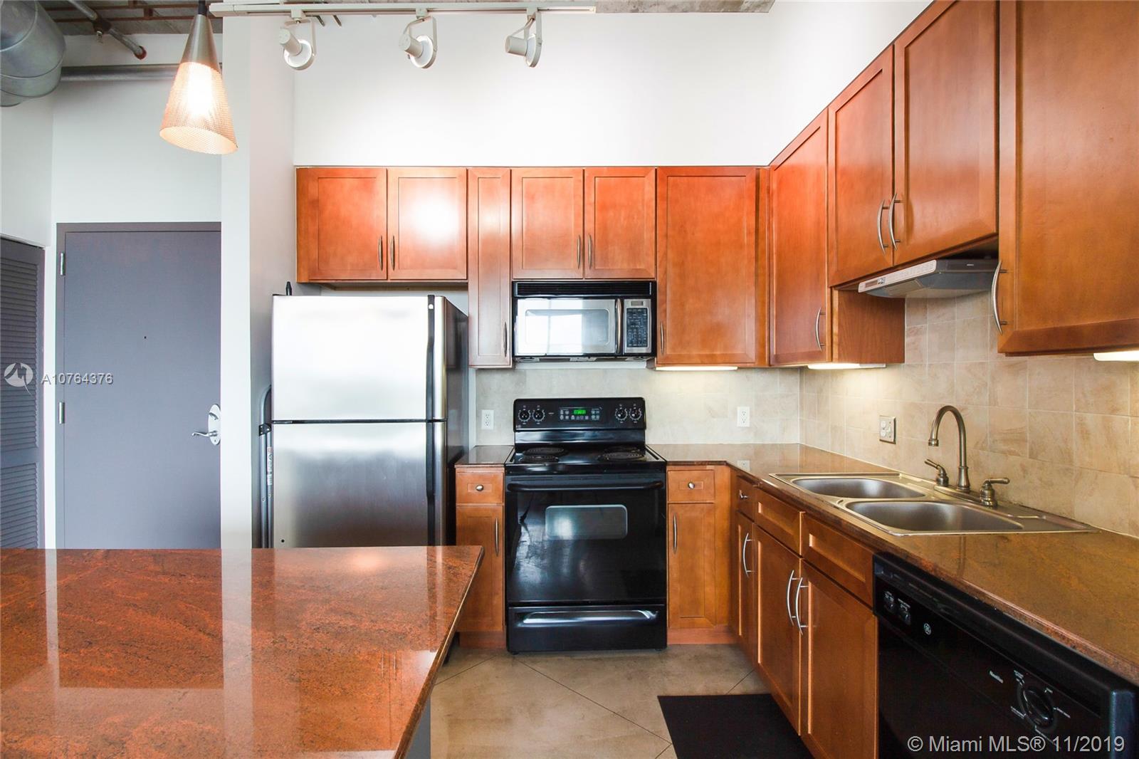 2001 Biscayne Boulevard, Unit 3510 Miami, FL 33137 - Photo 9 of 18