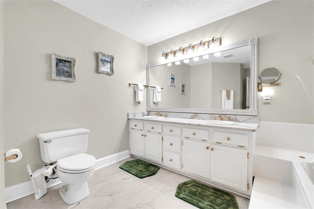 104 Combahee Court Clemson, SC 29631 - Photo 25 of 45 Primary Bathroom