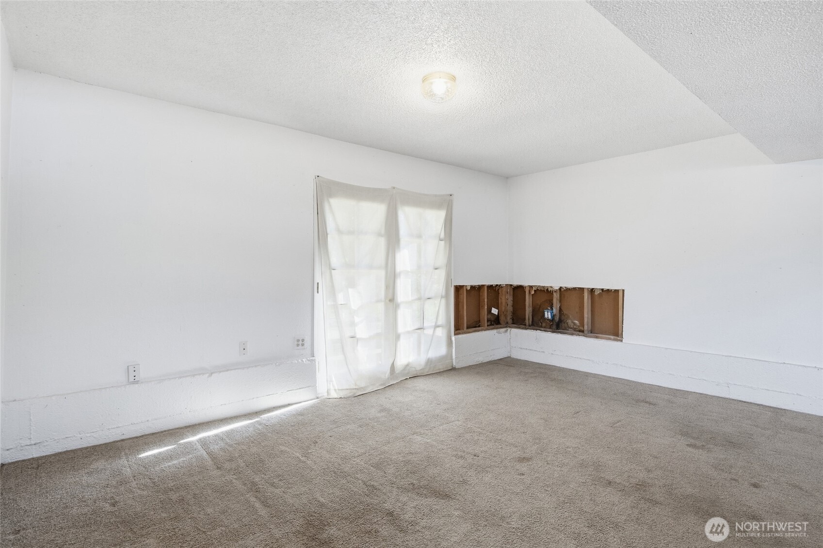 3713 Southwest 338th Place Federal Way, WA 98023 - Photo 22 of 37