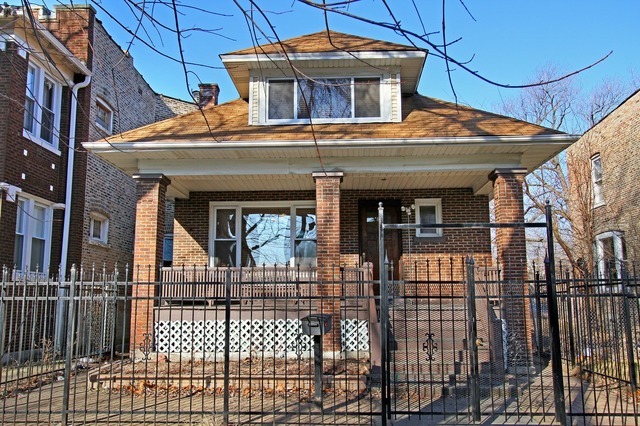 6818 South Harper Avenue Chicago, IL 60637 - Photo 1 of 5