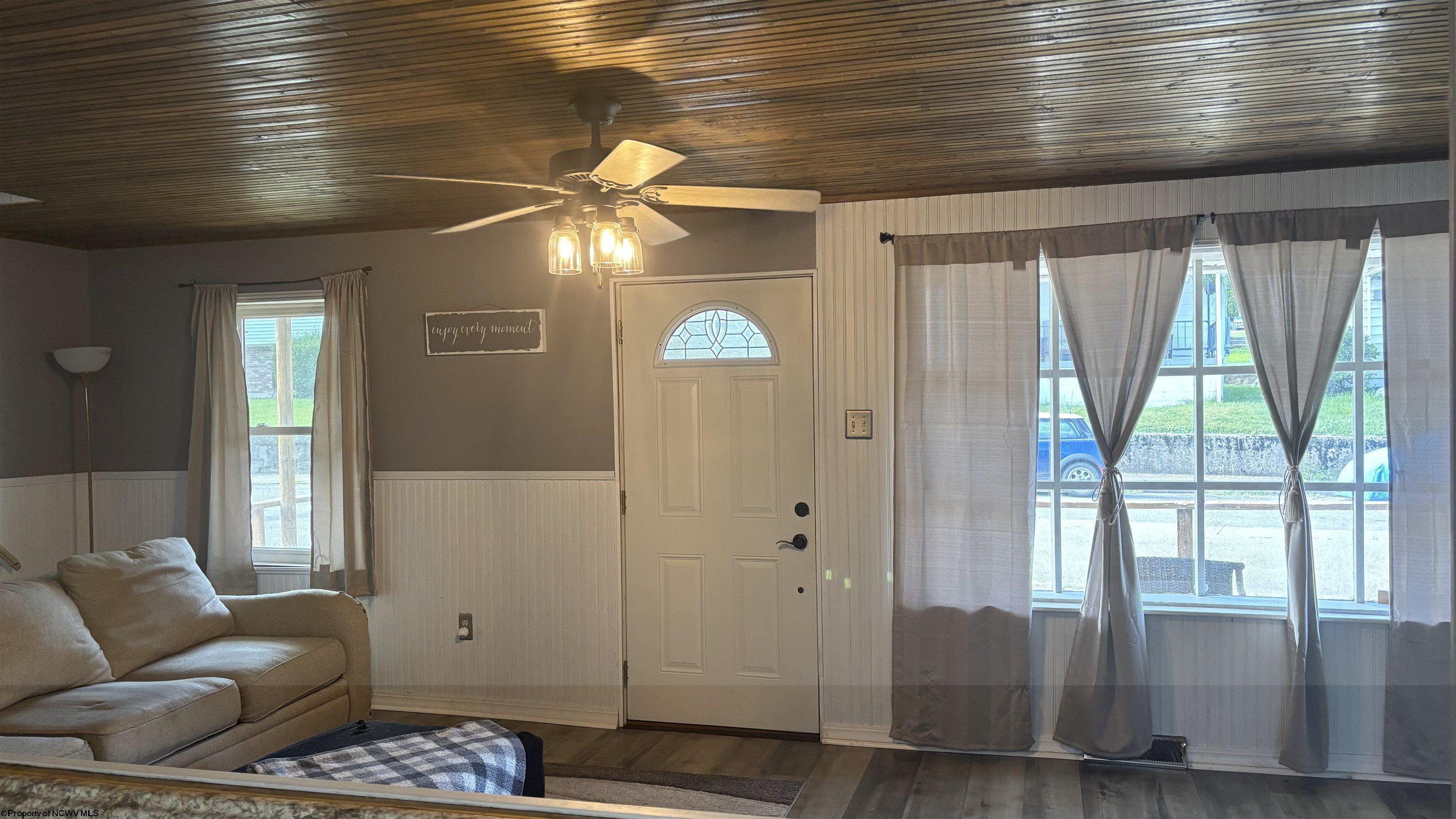 178 Jasper Street Rivesville, WV 26588 - Photo 8 of 27 Gallery Image 8