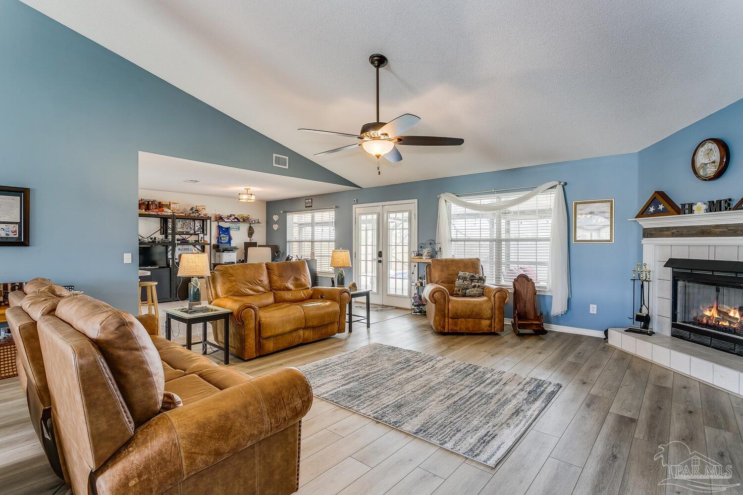 7136 Fitzpatrick Road Pensacola, FL 32526 - Photo 6 of 30 Gallery Image 6