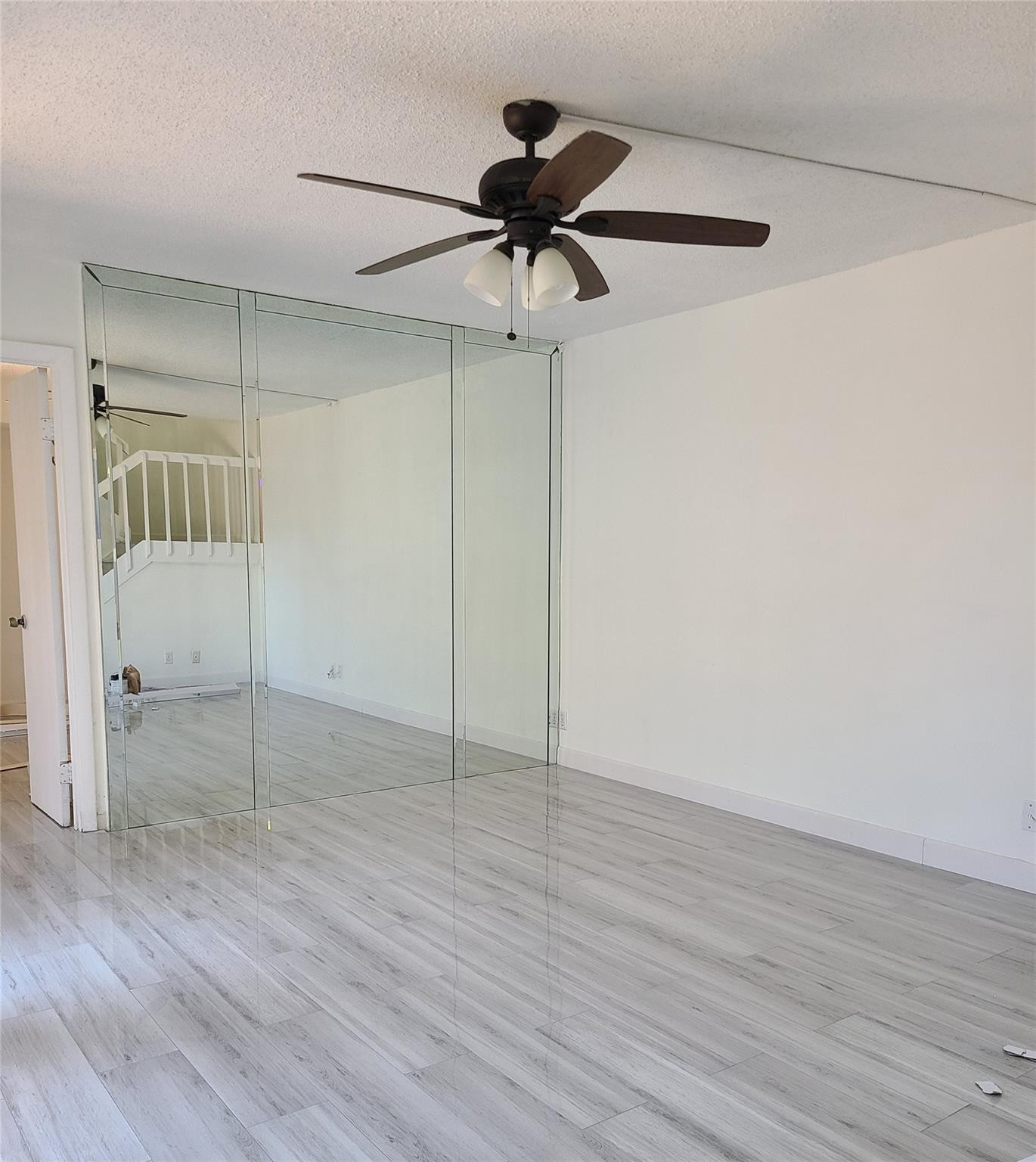 912 Springdale Circle, Unit 912 Palm Springs, FL 33461 - Photo 7 of 21 Photo 7