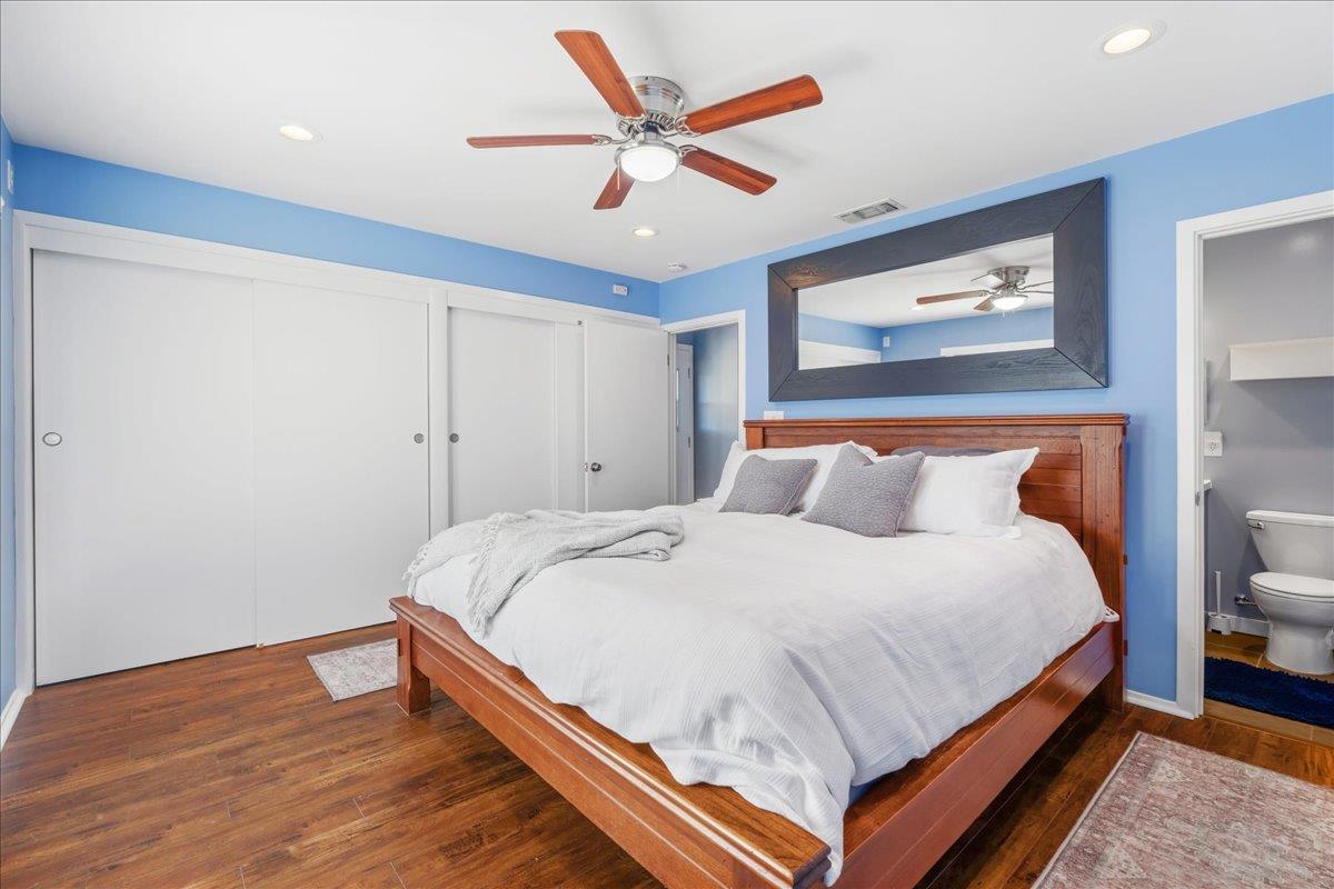 7261 Dry Creek Road Rio Linda, CA 95673 - Photo 21 of 60 a bedroom with bed and cabinets