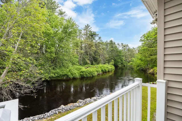 $325,000 | 24 Dragon Back Road, Naples, ME 04055