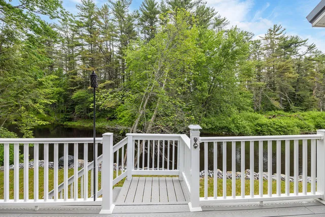 $325,000 | 24 Dragon Back Road, Naples, ME 04055
