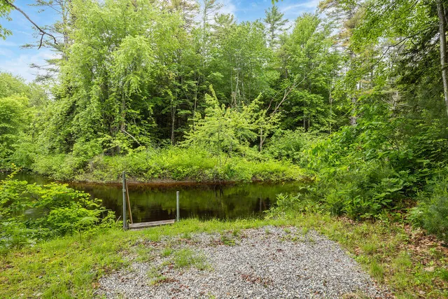 $325,000 | 24 Dragon Back Road, Naples, ME 04055
