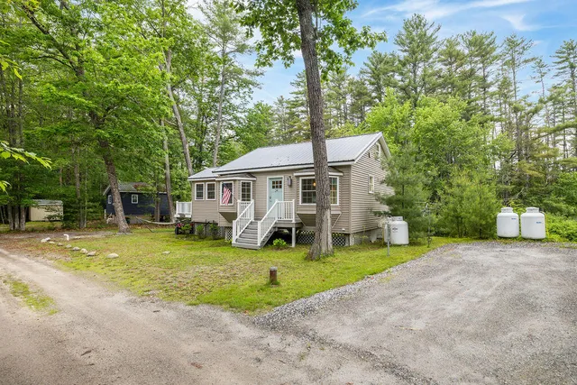$325,000 | 24 Dragon Back Road, Naples, ME 04055
