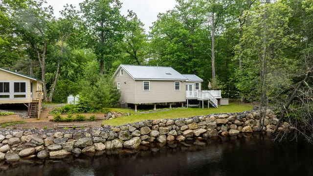 $325,000 | 24 Dragon Back Road, Naples, ME 04055