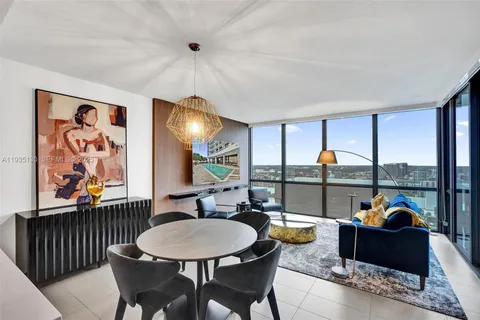 $640,000 | 1600 Northeast 1st Avenue, Unit 3420, Miami, FL 33132