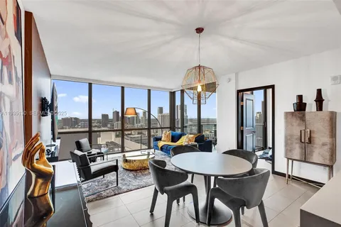 $640,000 | 1600 Northeast 1st Avenue, Unit 3420, Miami, FL 33132