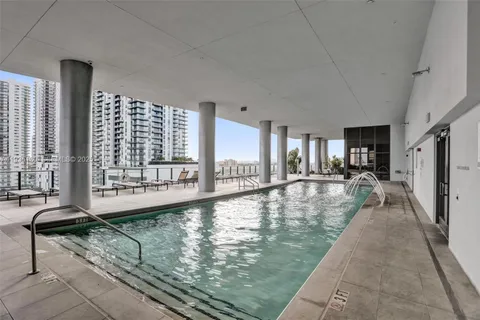 $640,000 | 1600 Northeast 1st Avenue, Unit 3420, Miami, FL 33132