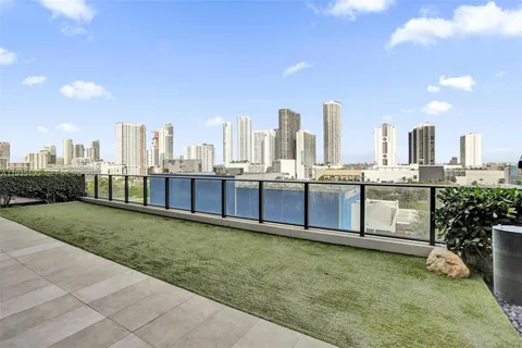 $640,000 | 1600 Northeast 1st Avenue, Unit 3420, Miami, FL 33132
