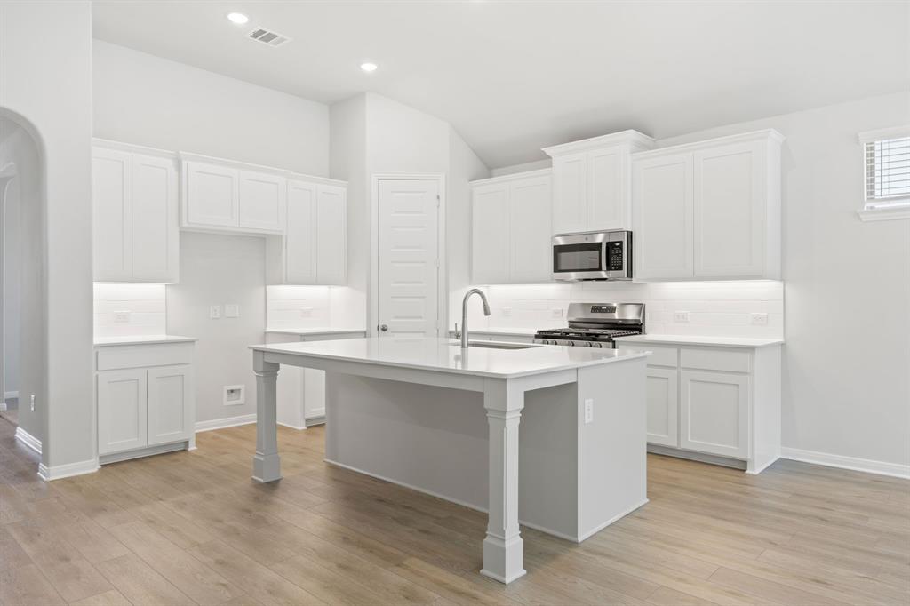 1437 Red Clover Avenue Van Alstyne, TX 75495 - Photo 6 of 30