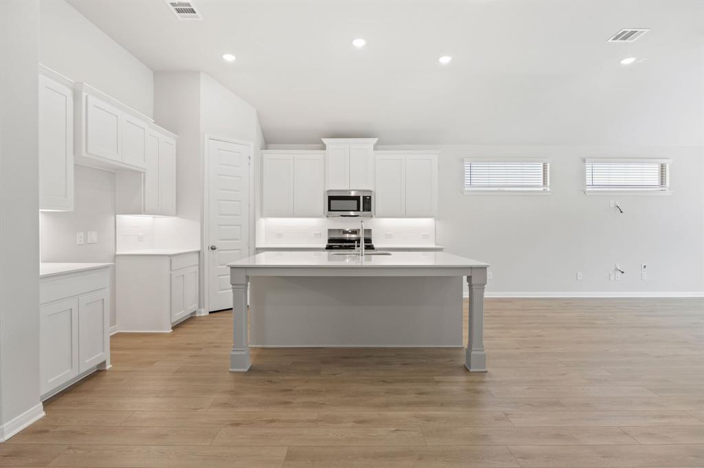 1437 Red Clover Avenue Van Alstyne, TX 75495 - Photo 10 of 30