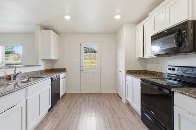 $270,000 | 1321 Eagle Lake Drive, Azle, TX 76020