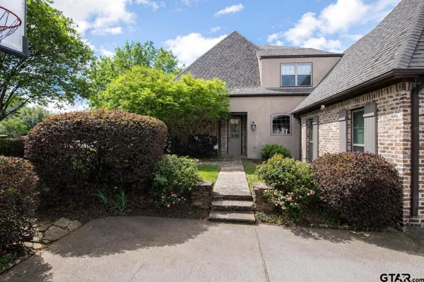 $940,000 | 7419 Big Tree Cove, Tyler, TX 75703