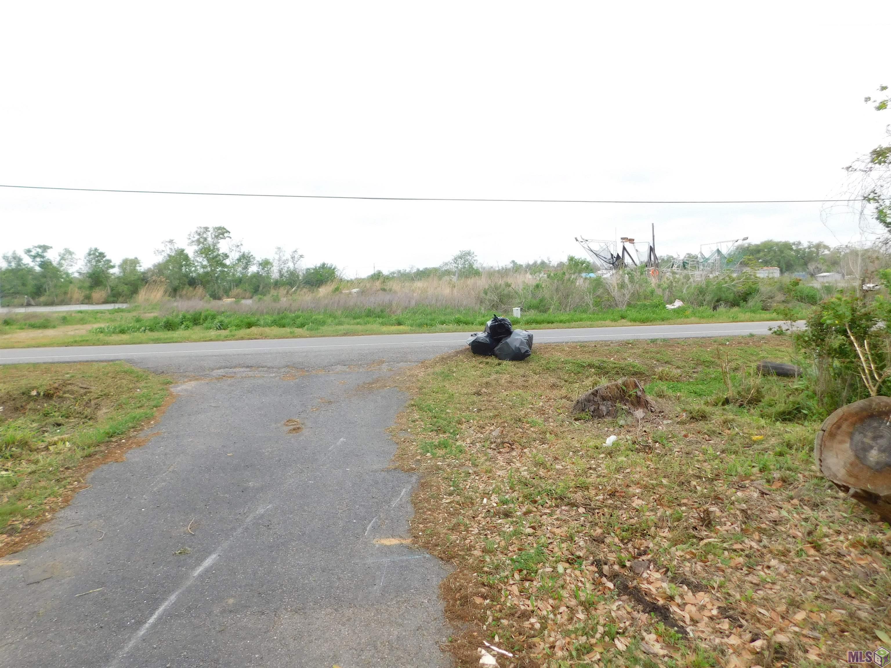 6967 Grand Caillou Road Dulac, LA 70353 - Photo 6 of 20