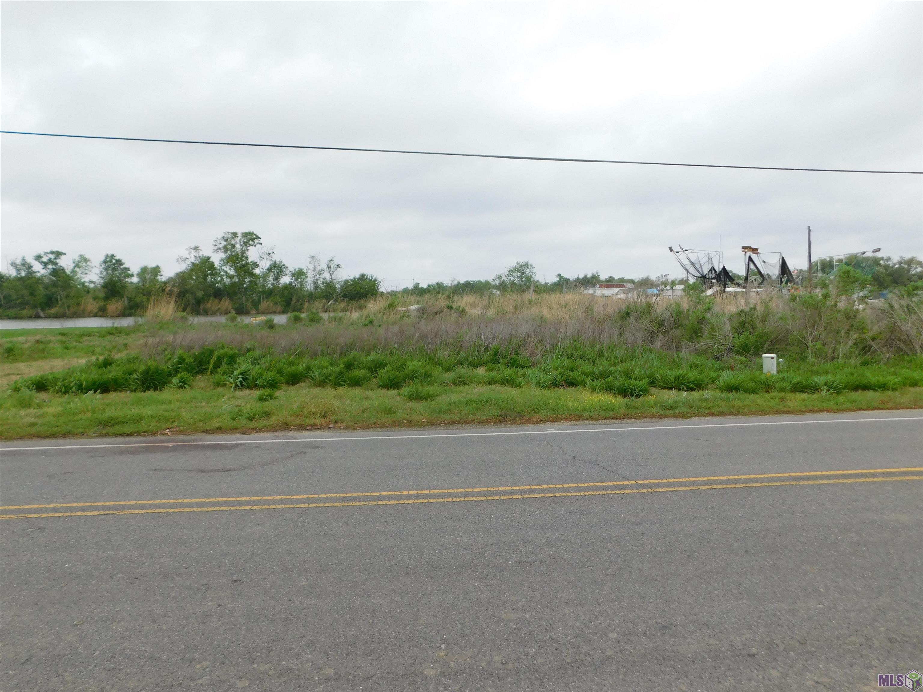 6967 Grand Caillou Road Dulac, LA 70353 - Photo 7 of 20