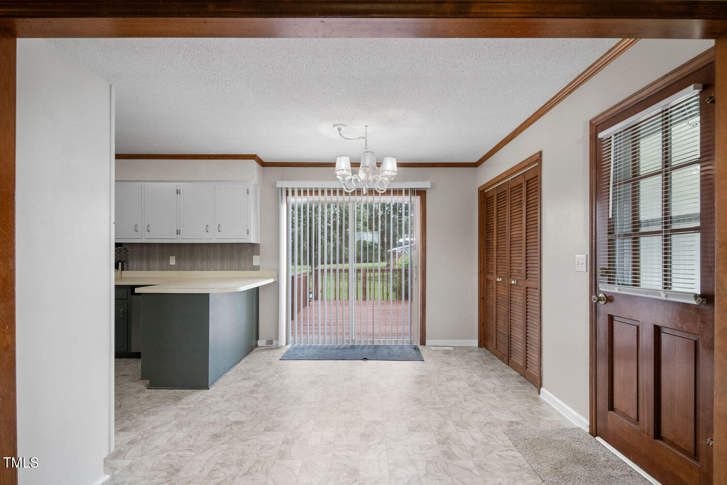 1117 Denning Road Benson, NC 27504 - Photo 9 of 47 11