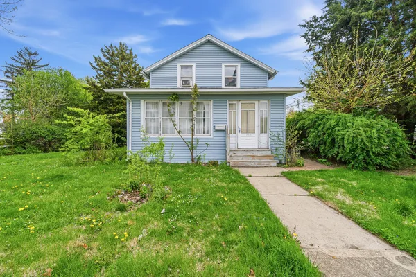$2,300 | 1730 South Jefferson Street, Lockport, IL 60441