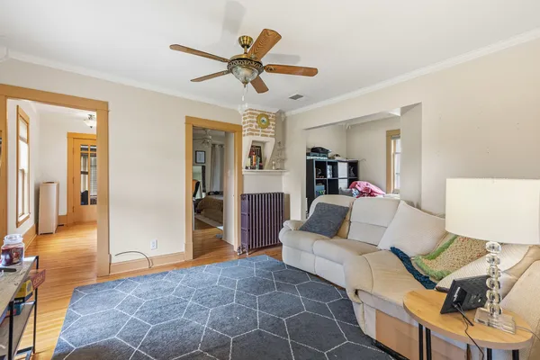 $2,300 | 1730 South Jefferson Street, Lockport, IL 60441