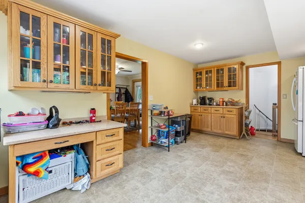 $2,300 | 1730 South Jefferson Street, Lockport, IL 60441