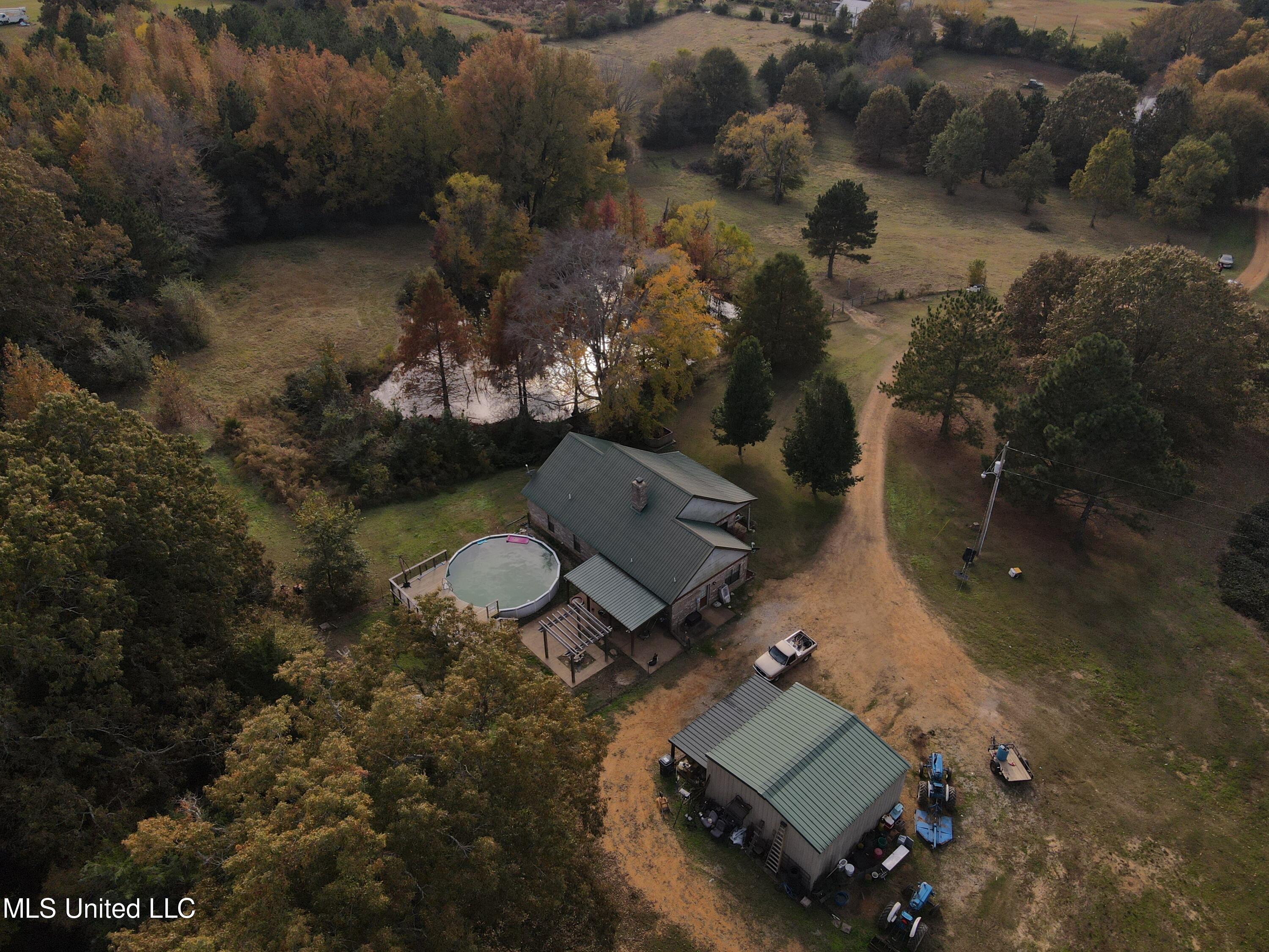 10472 Peyton Road Coldwater, MS 38618 - Photo 18 of 20 Photo Nov 10, 3 08 53 PM