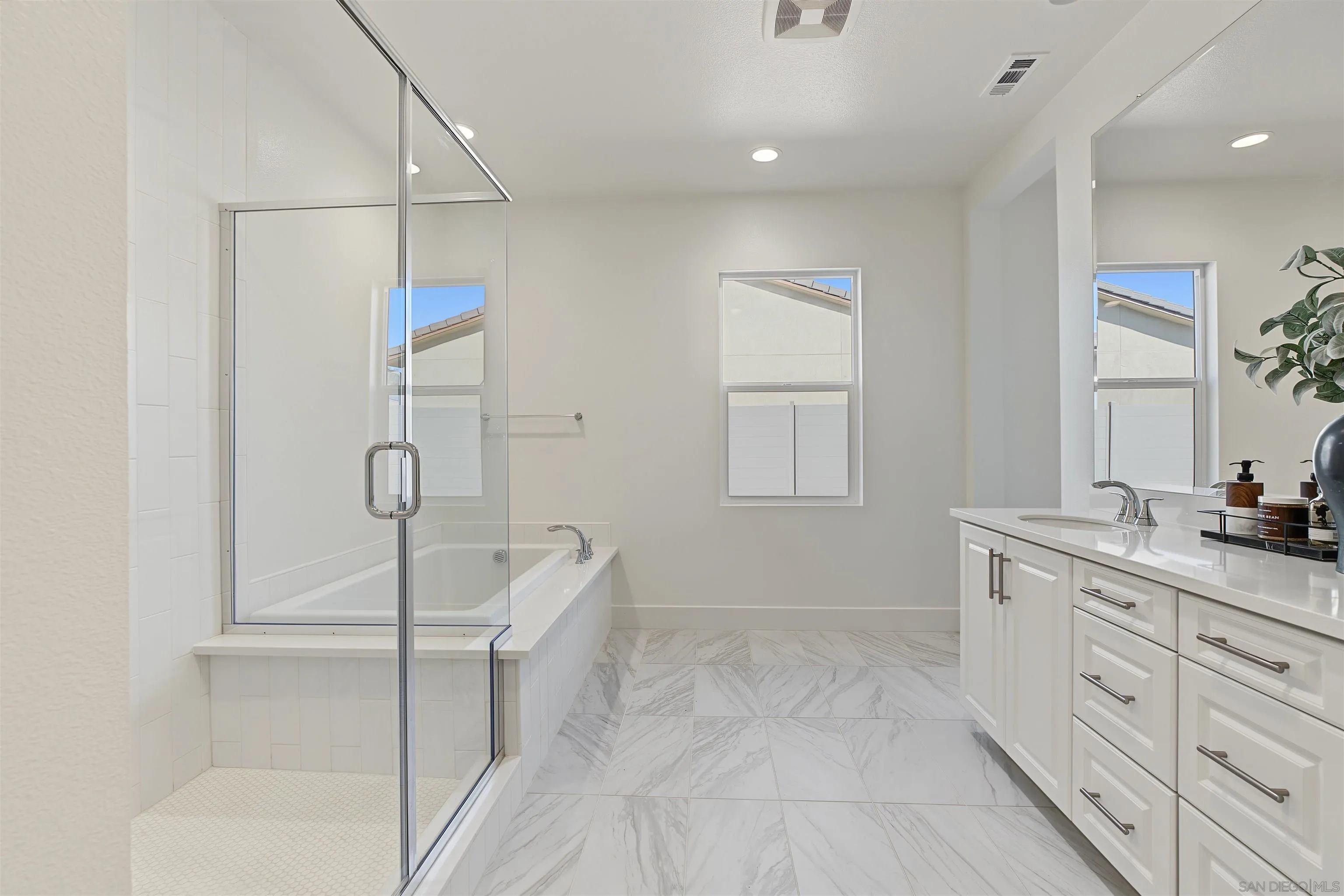 3476 Butler Place Escondido, CA 92027 - Photo 12 of 23 Gallery Image 12