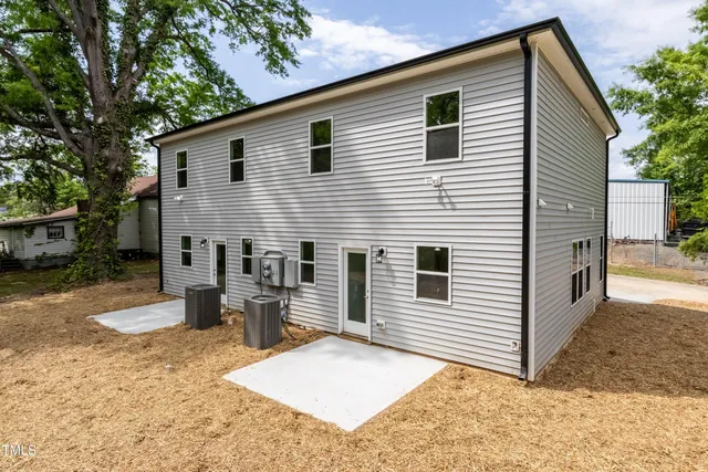 $425,000 | 1047-1049 East Harnett Street, Dunn, NC 28334