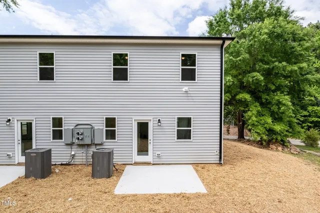 $425,000 | 1047-1049 East Harnett Street, Dunn, NC 28334