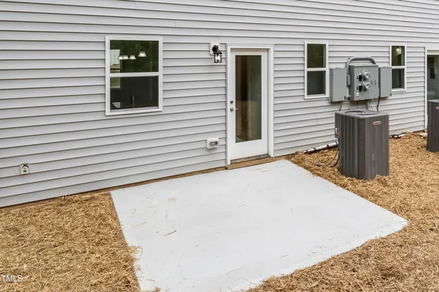 $425,000 | 1047-1049 East Harnett Street, Dunn, NC 28334