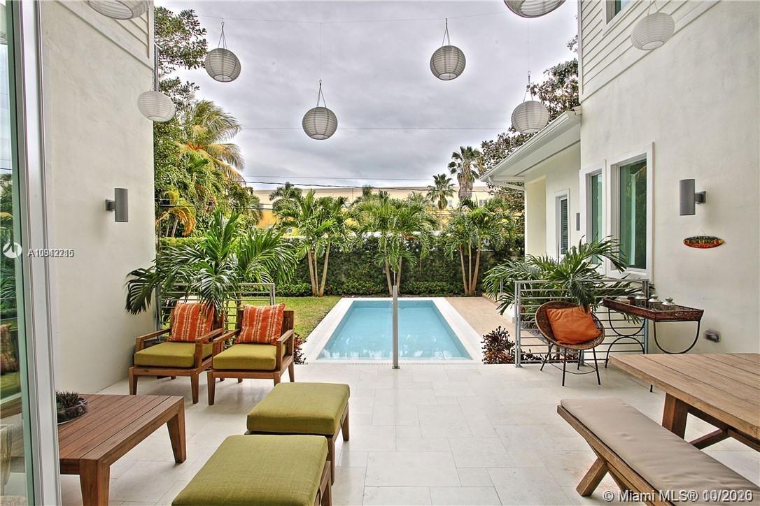 629 Hampton Lane Key Biscayne, FL 33149 - Photo 26 of 44