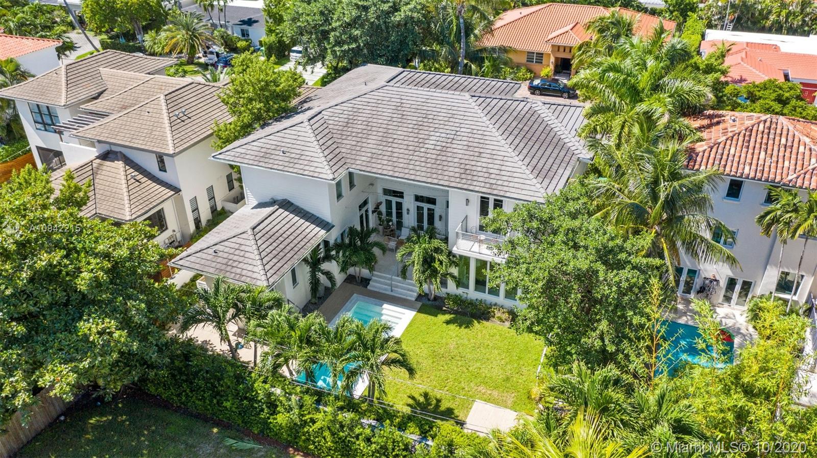 629 Hampton Lane Key Biscayne, FL 33149 - Photo 42 of 44